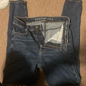 American Eagle Super High Rise Jegging
